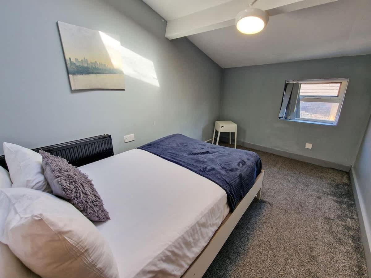 Flat Sleeps 8 By Superhost Apartment *